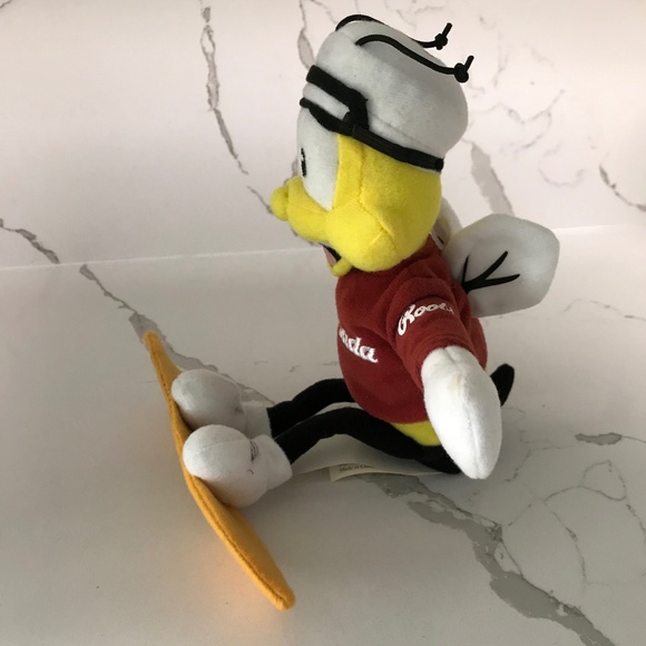 Vintage Honey Nut Cheerios Snowboarding Bee Doll Roots Canadian Olympics - Picture 7 of 10